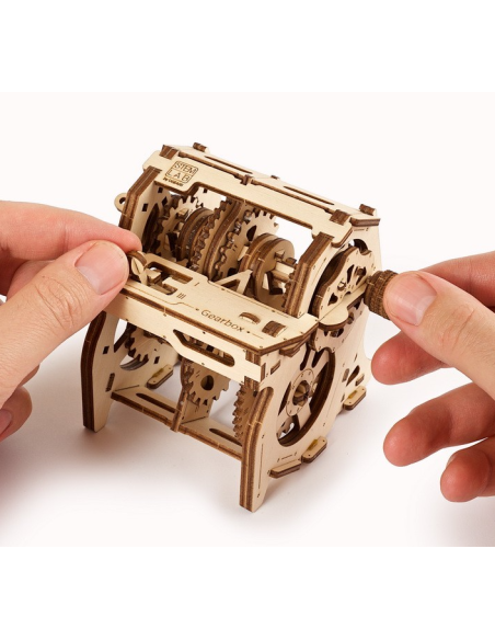 Maqueta de fusta Gearbox (caixa de canvis) d'UGEARS