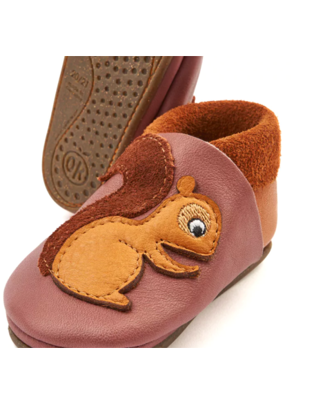Sabates de pell esquirol