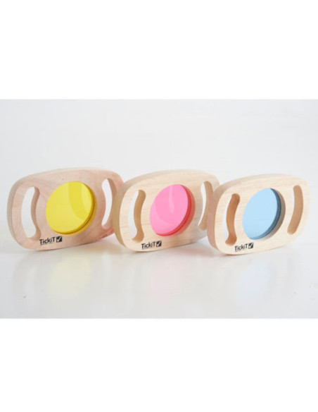 Panells de colors de fusta amb nanses | Joc sensorial infantil